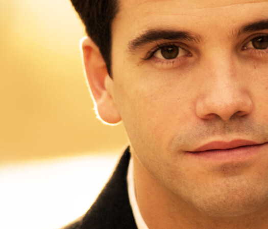 Ignacio Prego performs 'El Canto del Cavallero' in New York