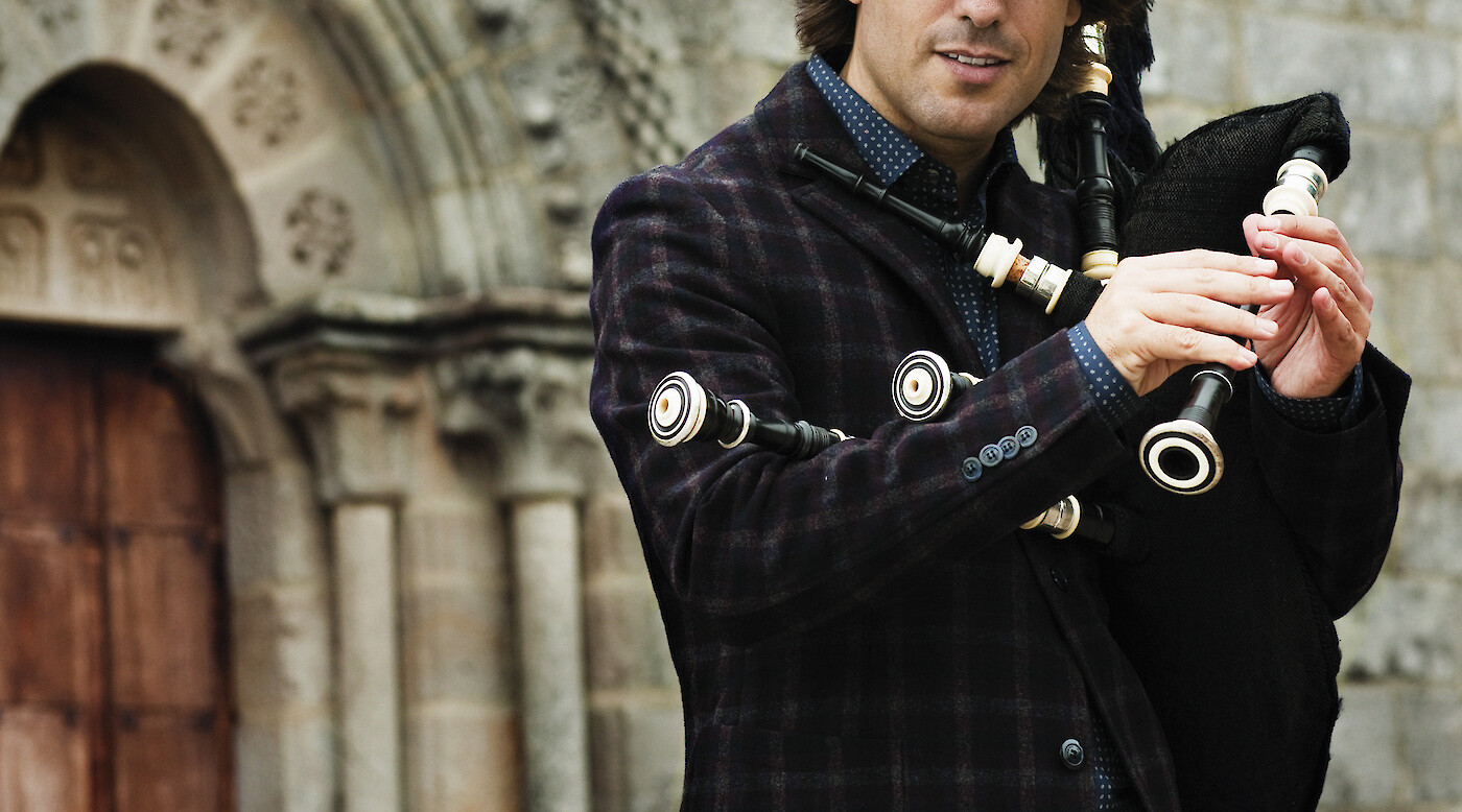 Carlos Nuñez: A Celtic Musical Pilgrimage to Santiago
