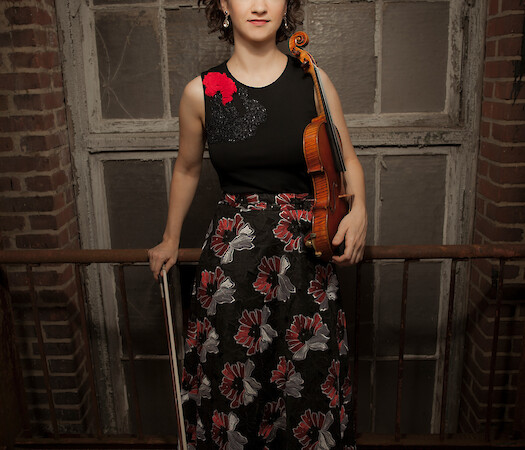 Hilary Hahn performs Antón García Abril