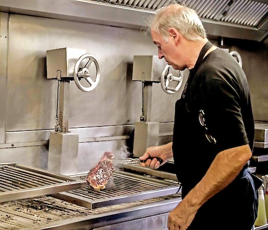 The Txoko Experience. The Secret Culinary Space of the Basques