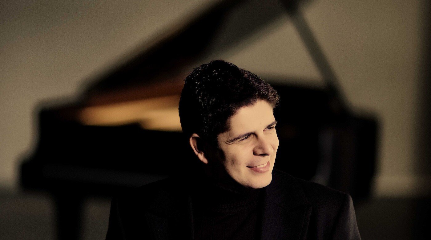 Javier Perianes in concert with the Los Angeles Philharmonic