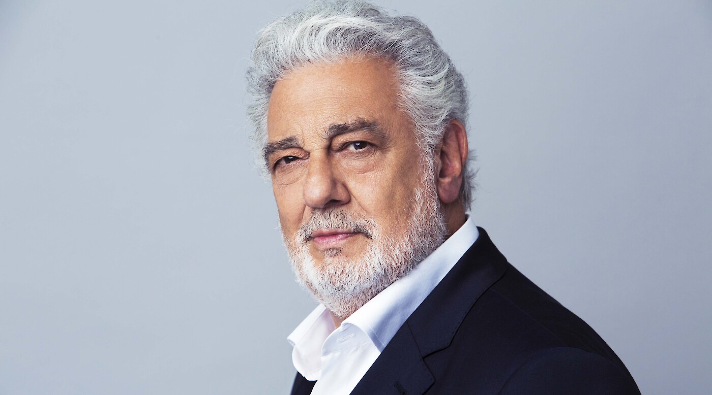 Plácido Domingo le canta a San Antonio
