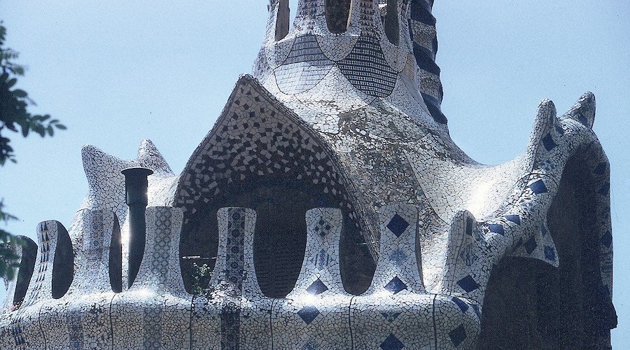 Documentarists for a day: Gaudí and Picasso