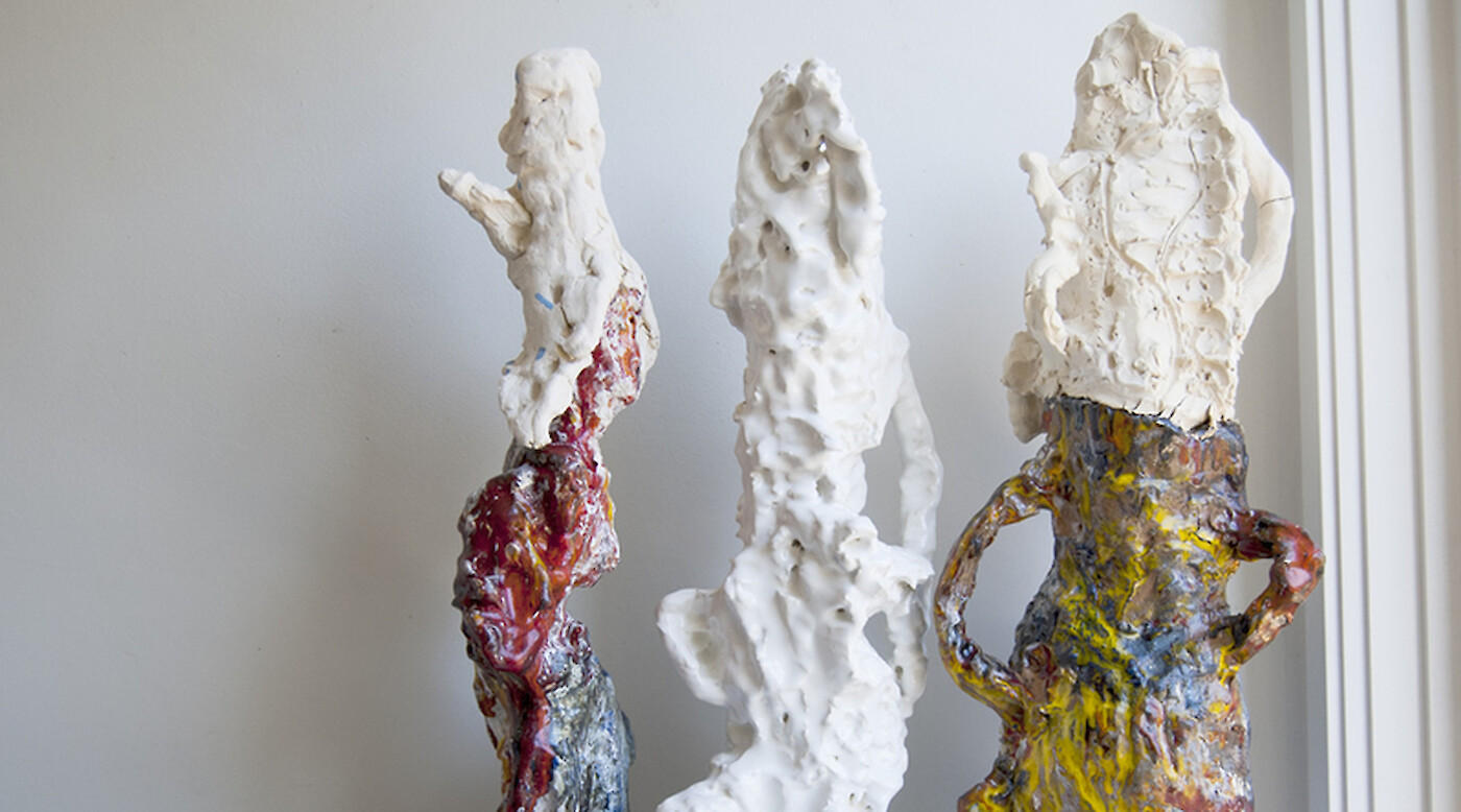 Xavier Toubes: Descriptions Without a Place. PushMoon4
