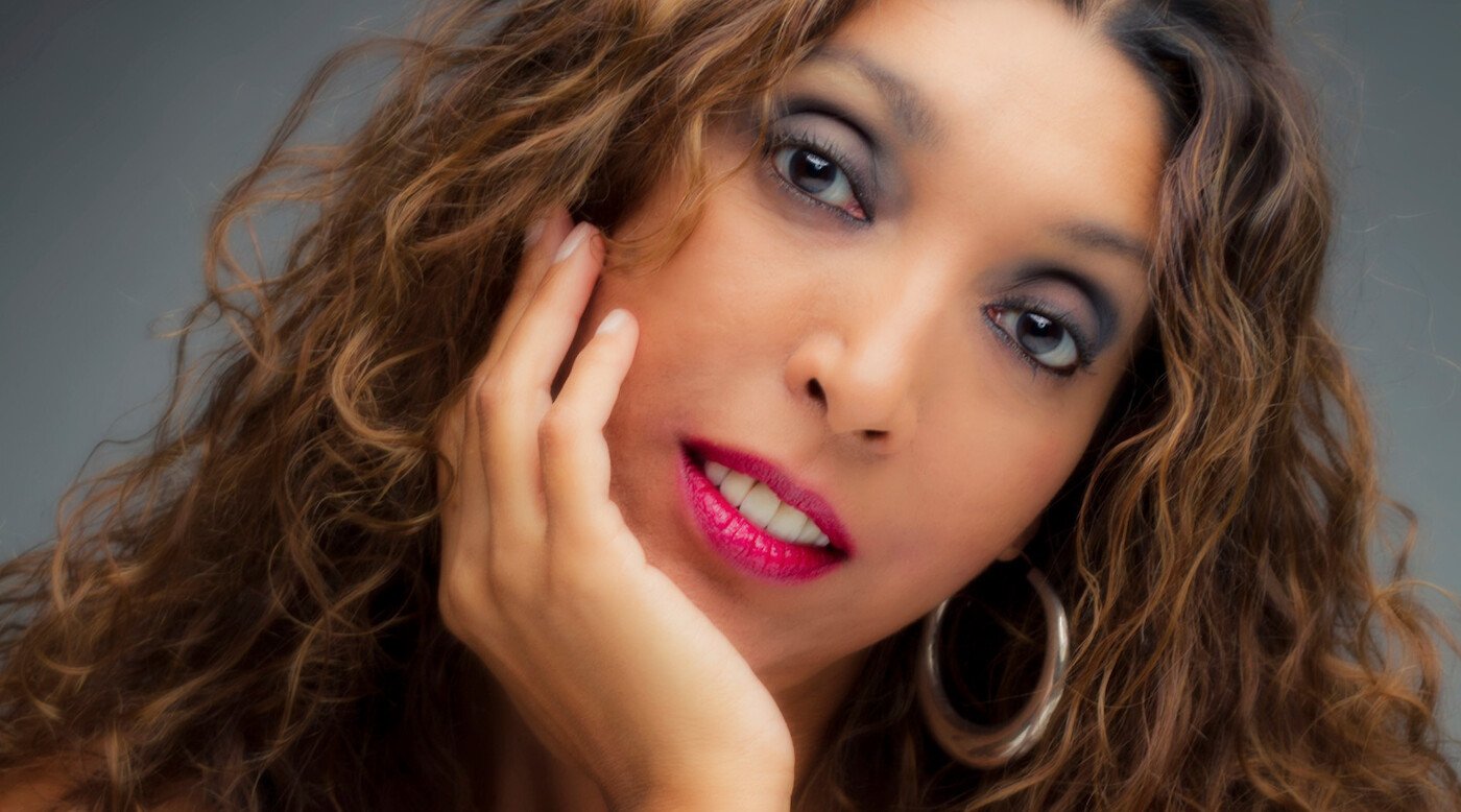 Esperanza Fernández: Un recital de cante