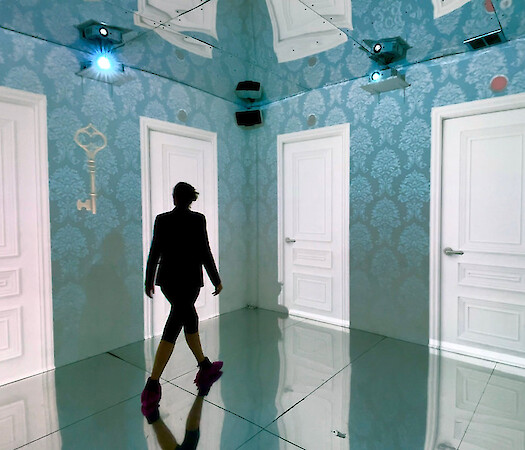 Dream-e-scape: an eye-opening journey into the sleep state