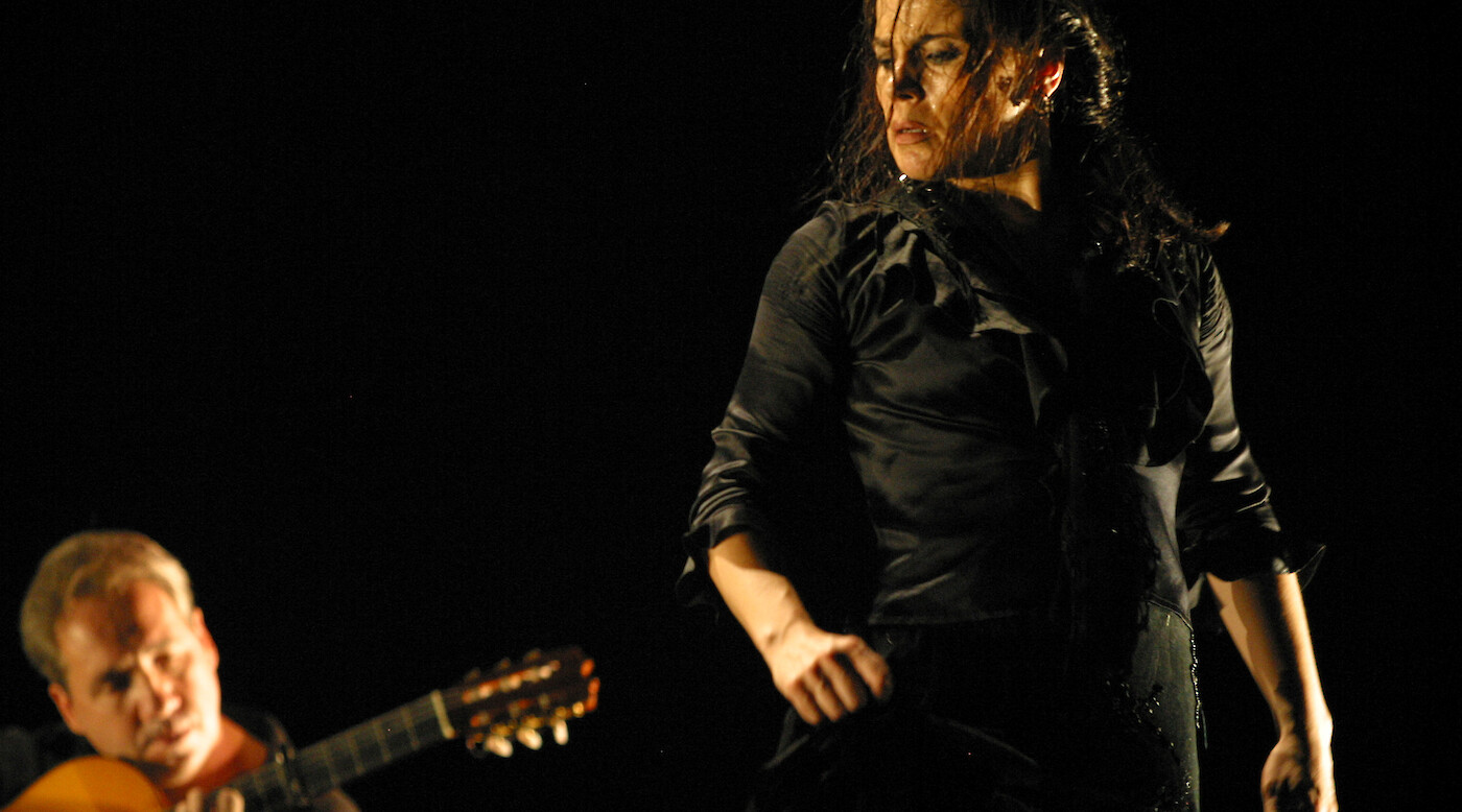 Ni bien ni mal, todo lo contrario by Soledad Barrio & Noche Flamenca